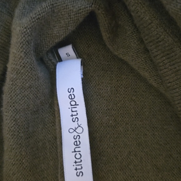Stitches and Stripes, size s, Cozy Olive Green Knit Hoodie - Picture 2 of 6